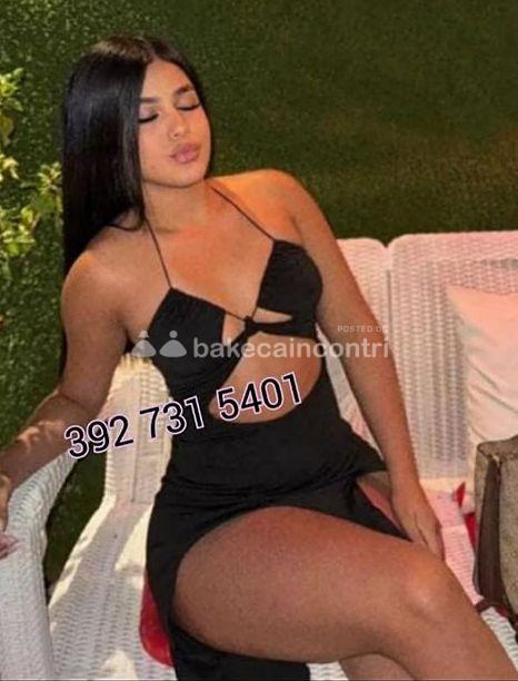 Perugia: NEW ARRIVATA a PERUGIA zona STAZIONE !! 💖 ABRIL 💖FULL FIGA 🍑BELLA E SENSUALE 🌸LETTO INVITANTE🍷CON MANI ABILI 💞 PER GODERE COMPLETAMENTE💖