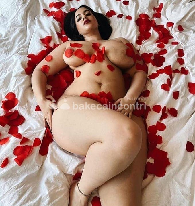 Firenze: ANNALISA LA DOTTORESSA DEL PIACERE 🤩PICCANTE TENTAZIONI 🌷🌻PER UNA ESPERIENZA INDIMENTICABILE SONO UNA PORCA A LETTO🌻