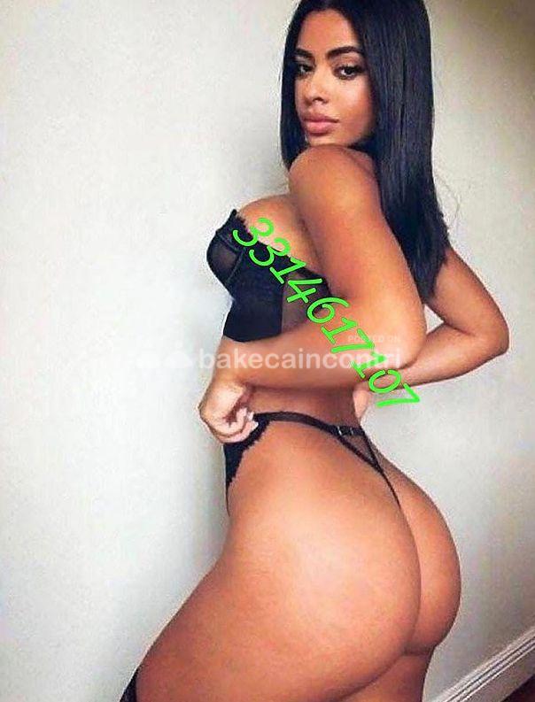 Brindisi: ITALIANA APPENA MAGGIORENNE. PRIMA VOLTA CRISTAL❗❤⭐ BELLISSIMA🐷ADORO👅SUCCHIARE 🍭CON LA MIA CALDA BOCCA ED ESSERE 🍭LECCATA 👅