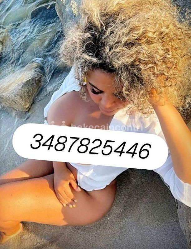 Verona: Luna appena ritornata a Peschiera del Garda, per pochi giorni, vieni a passare dei momenti incredibili insieme a me sono completissima!