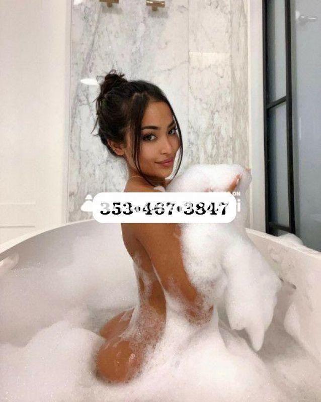 Perugia: SARA spagnola di 19 anni appena arrivata primissima volta Bocca pronta a fare preliminari scoperti e un bel lato b morbido e caldo INDIMENTICABILE ED