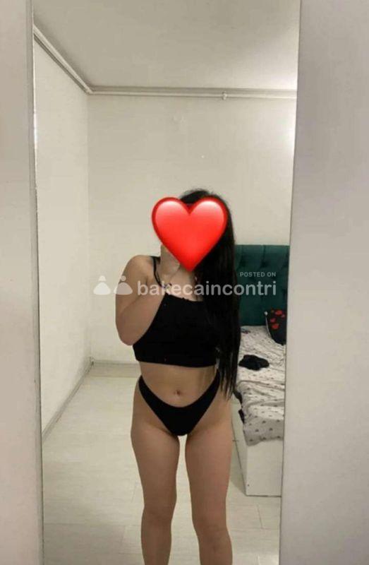 Parma: FRESCHISSIMA💋JULIANA SENZA FRETTA ) BASTA FREGATURA FOTO 200 ❌ 200 VERE COMPLETISSIMA DALLA A a Z UNA VERA PORCELLINA