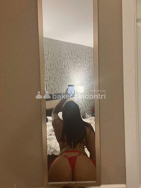 Latina: 🌸🌸🌸🌸SaRA appena arrivata in Italia per la prima volta PRELEMINARE scoperto 💐💐💐💐💐