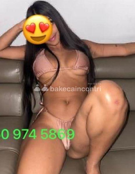 Palermo: ZONA PORTO 😊 NEW NEW👸🏻KAREN LA PIU BRAVA CALDA PORCELLINA GIOVANE 👠 HOT🔥POMPINI DA PAURA 😈 PASSIONALE 69. MASSAGGI !!❤️LECCAMI PER BENE GODO TANTO...!