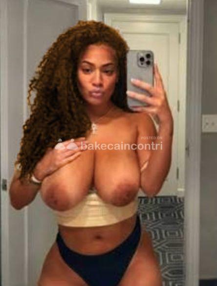 Novara: 💋ZONA NOVARA💙APENNA ARRIVATA PER POCCHI GIORNI GARANTISCO ORIGINALITA. DELIZIOSA MASSAGGIATRICE EROTICA. E NOS SOLO...!! DISPONIBILE A TUTTO. ANCHE