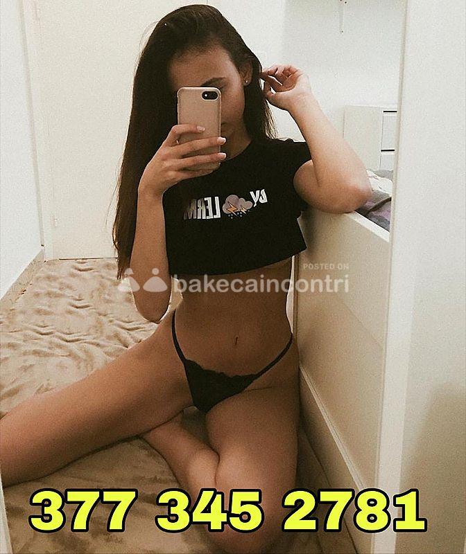 Bari: CASSANO DELLE MURGE🇧🇷🇧🇷🇧🇷 fino a questo weekend. Su appuntamento..bellissima brasiliana fino alle 23/00 per massaggi e compagnia💝💝💝